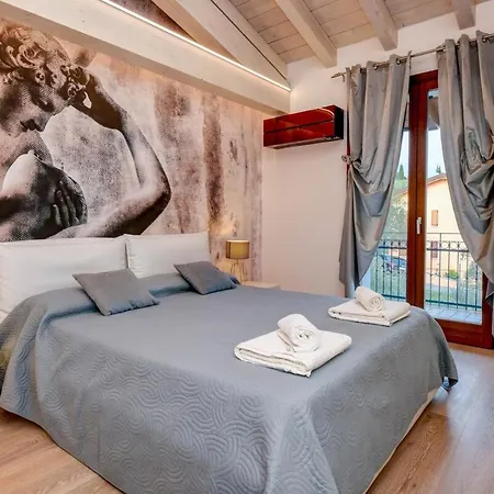 Loft Diamante * Toscolano-Maderno